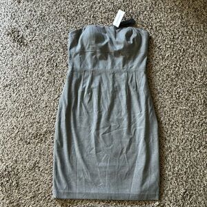 Strapless banana republic with staves. Size 8